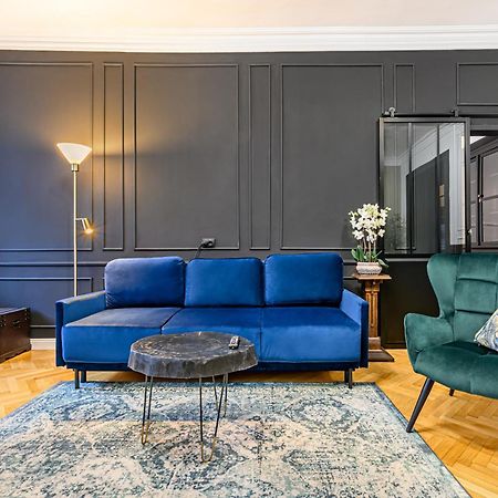 Colins Place Брашов Екстер'єр фото