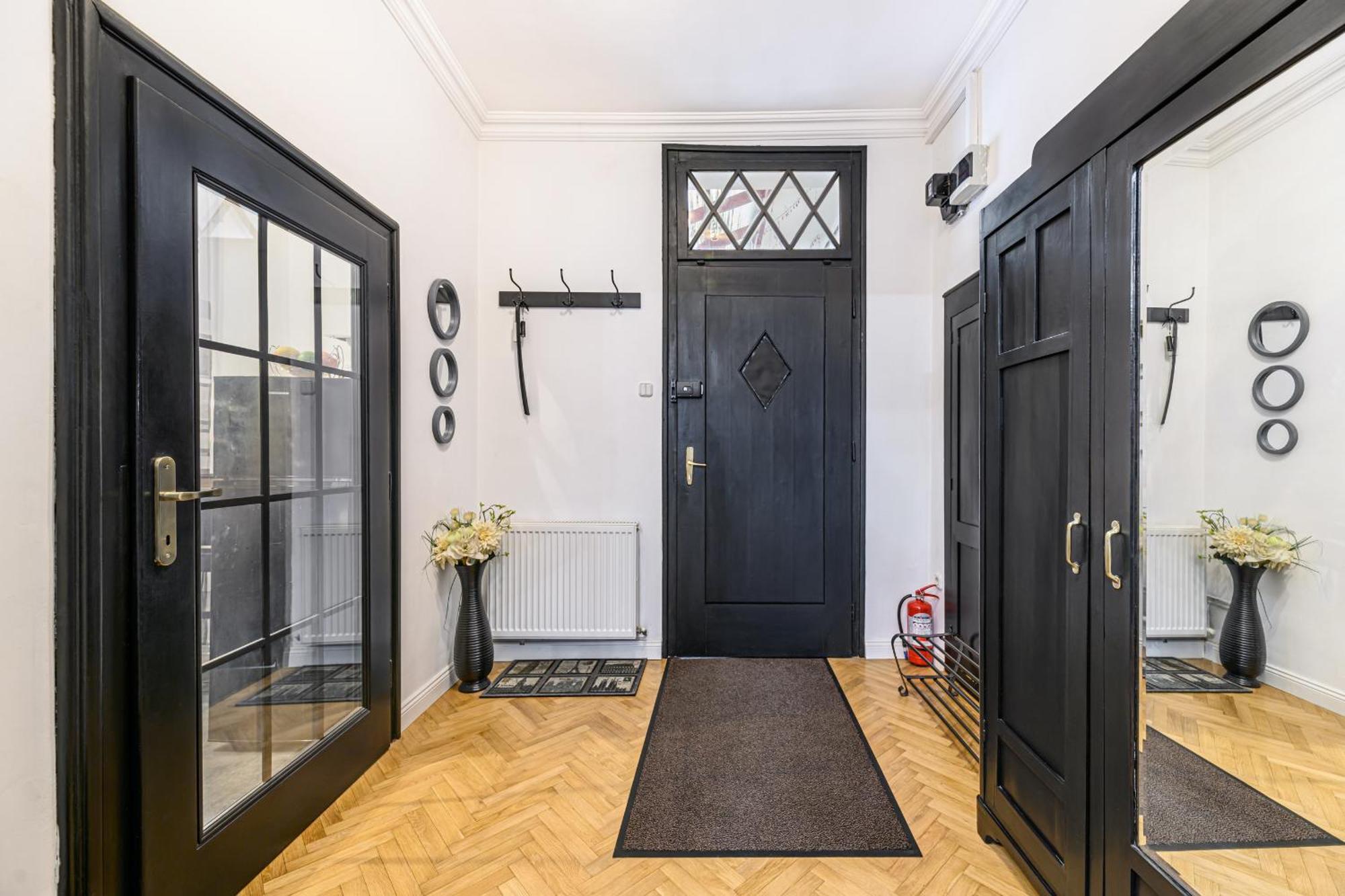 Colins Place Брашов Екстер'єр фото